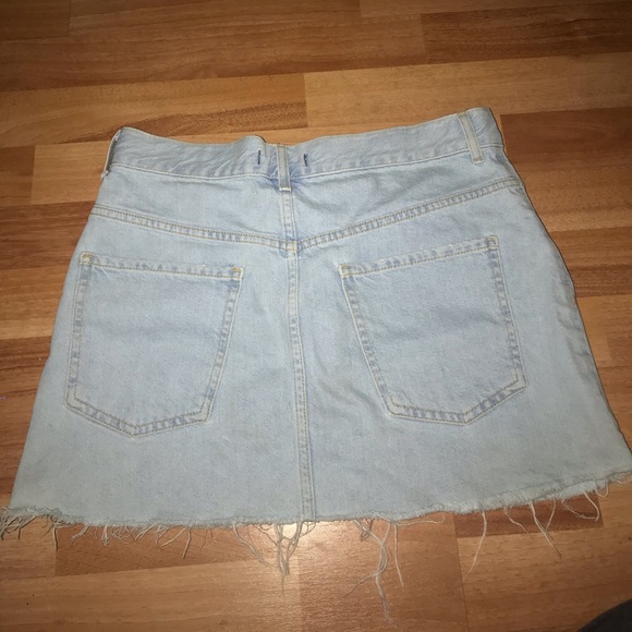 denim skirt - Picture 2 of 3